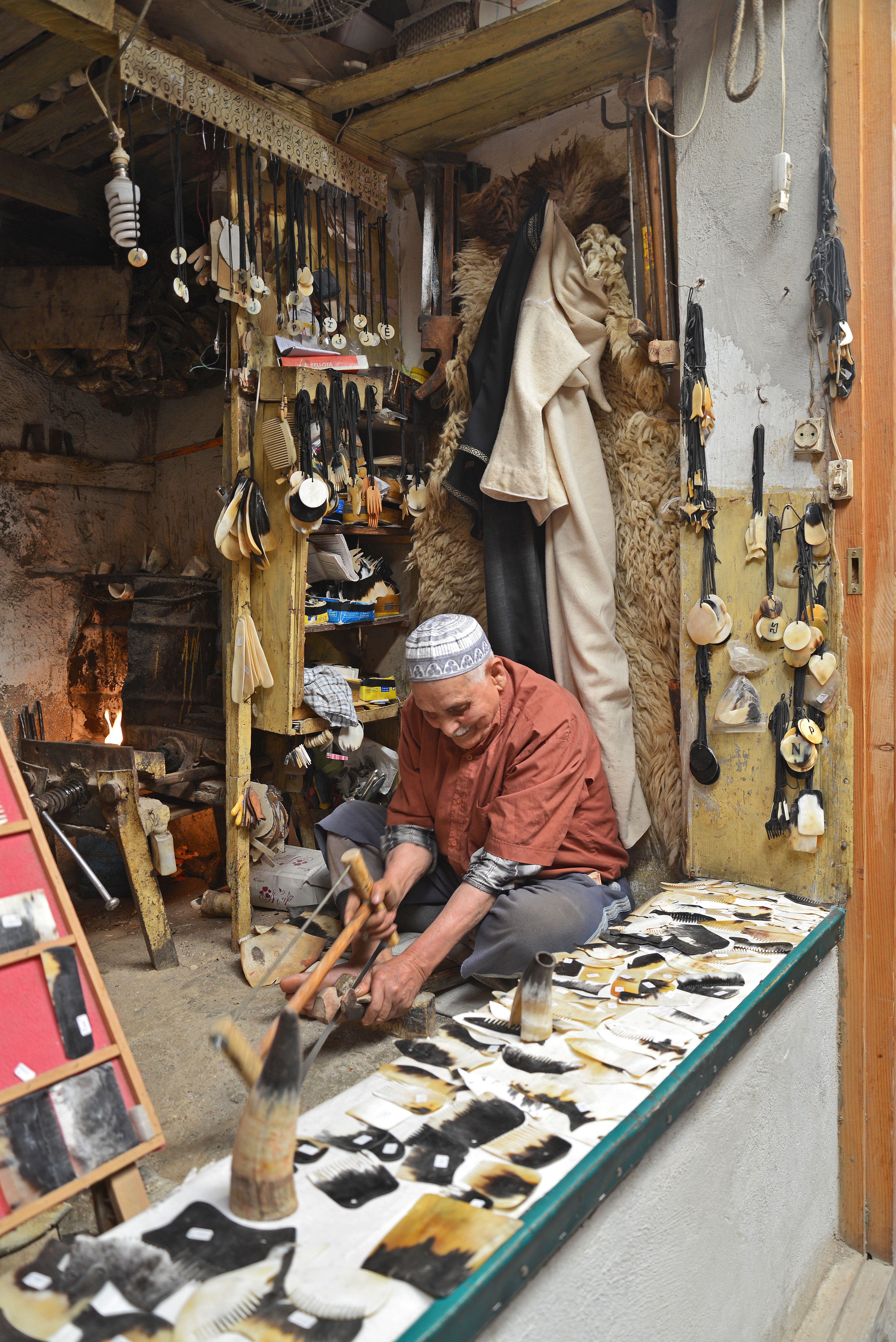 Les ateliers d'artisans — Rencontrez les artisans locaux, dans leurs vrais ateliers.